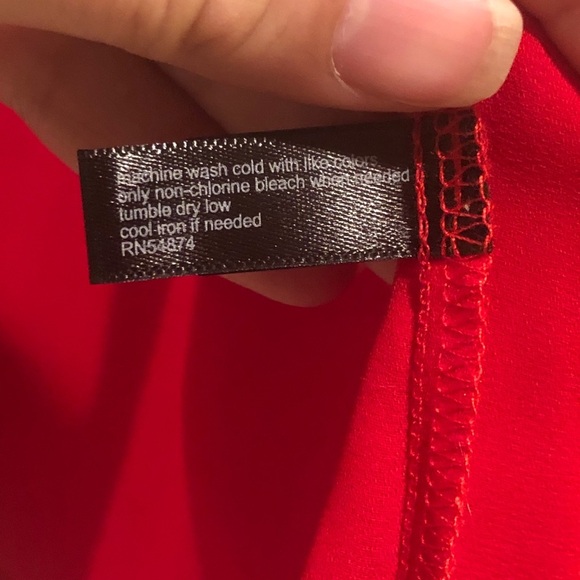 ❗️Sale🔥The Limited Brand red button up - Picture 7 of 7